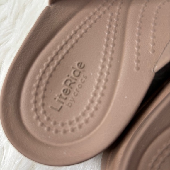 Crocs Women's Brooklyn Buckle Low Wedge, Platform Sandals - Picture 4 of 7